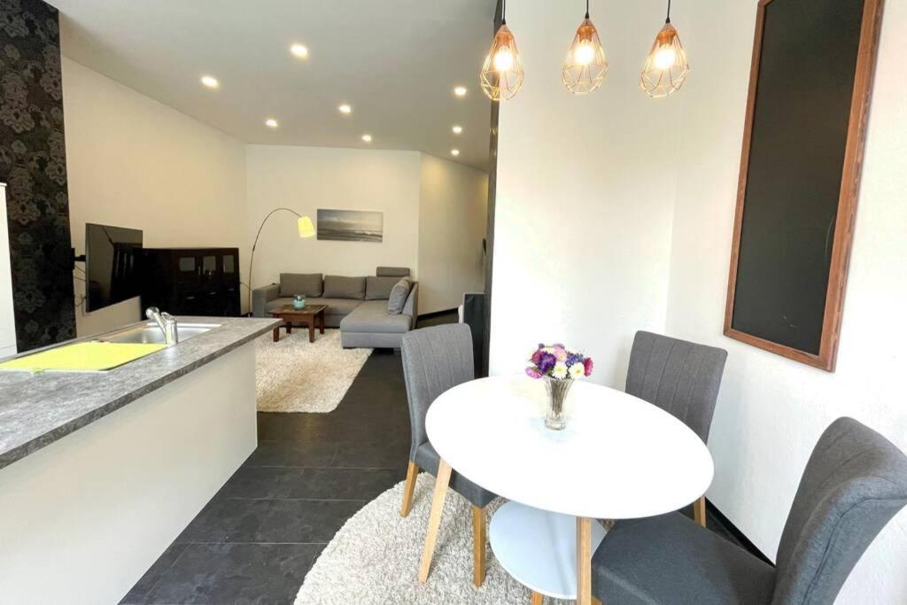 Villa Einhorn: Altstadt Loft Mit Privater Terrasse Goslar Exterior foto